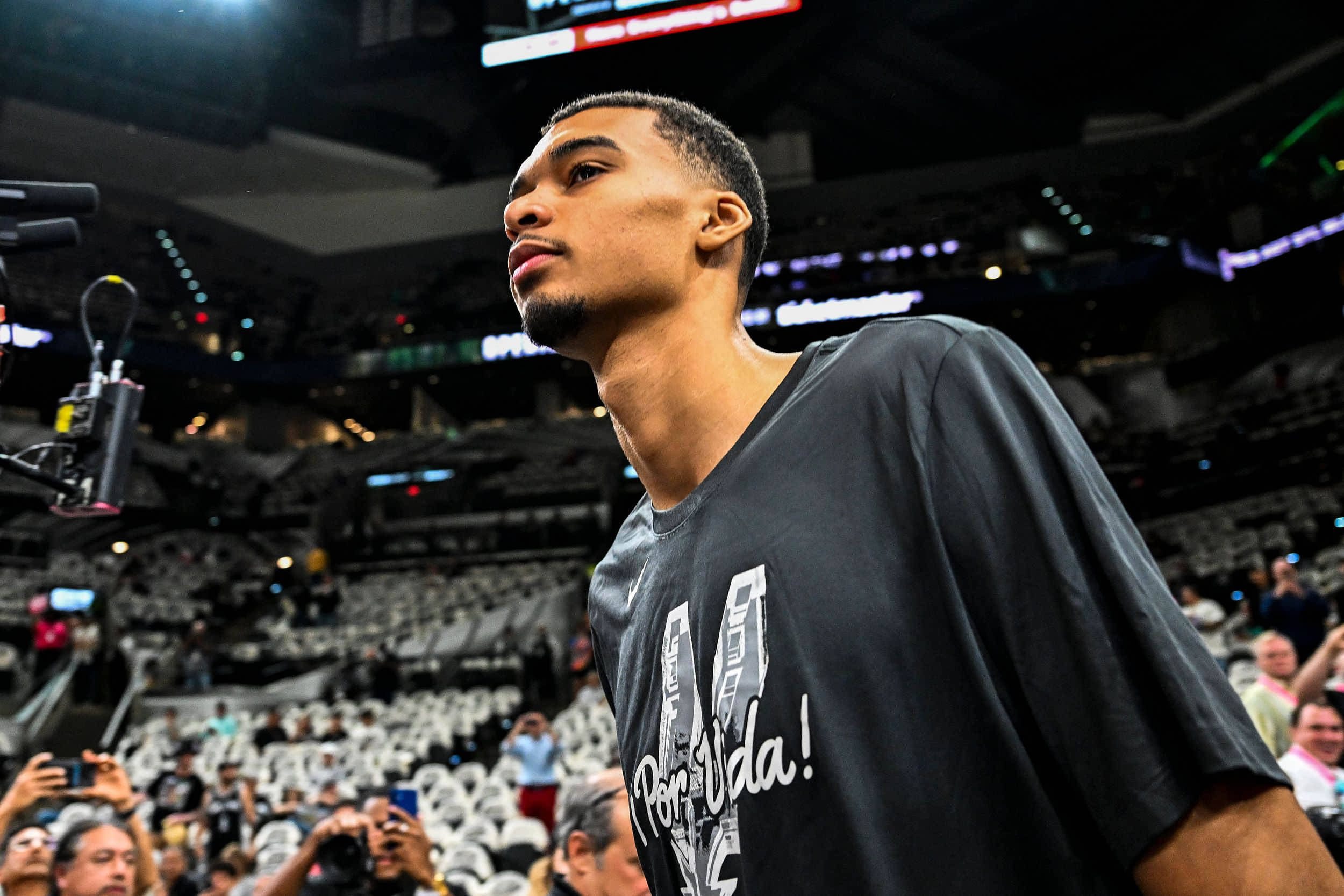 nba文班亚马(nba文班亚马赛季报销)